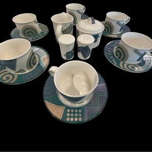 Mikasa Vintage Intaglio Tea Set and S&P set. RARE. Like new!!
